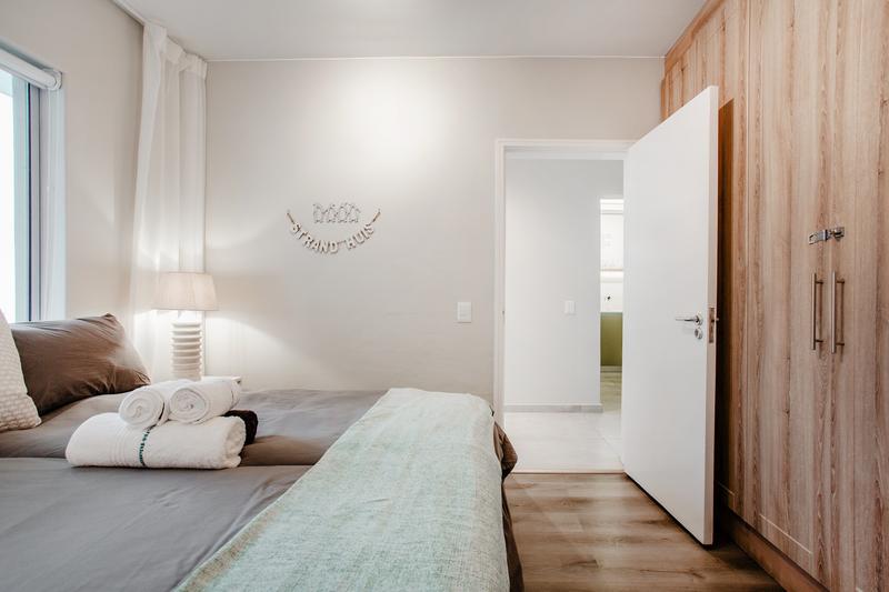 To Let 2 Bedroom Property for Rent in Dolphin Beach Western Cape